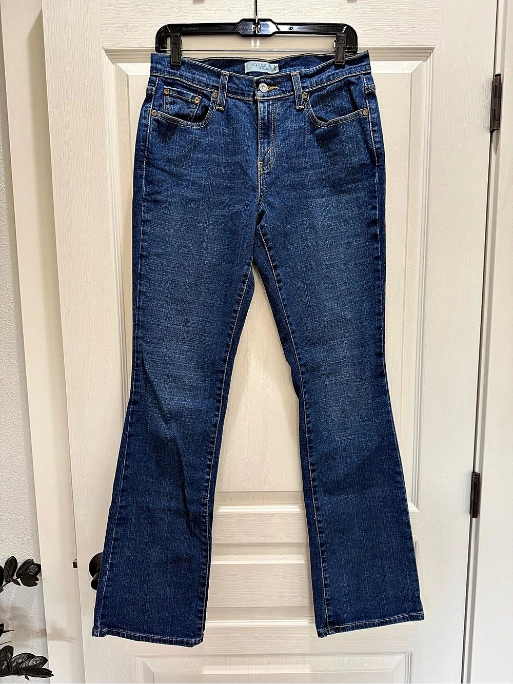 Levi’s 515 Bootcut Jeans Women’s 6 Long Dark Wash NWOT